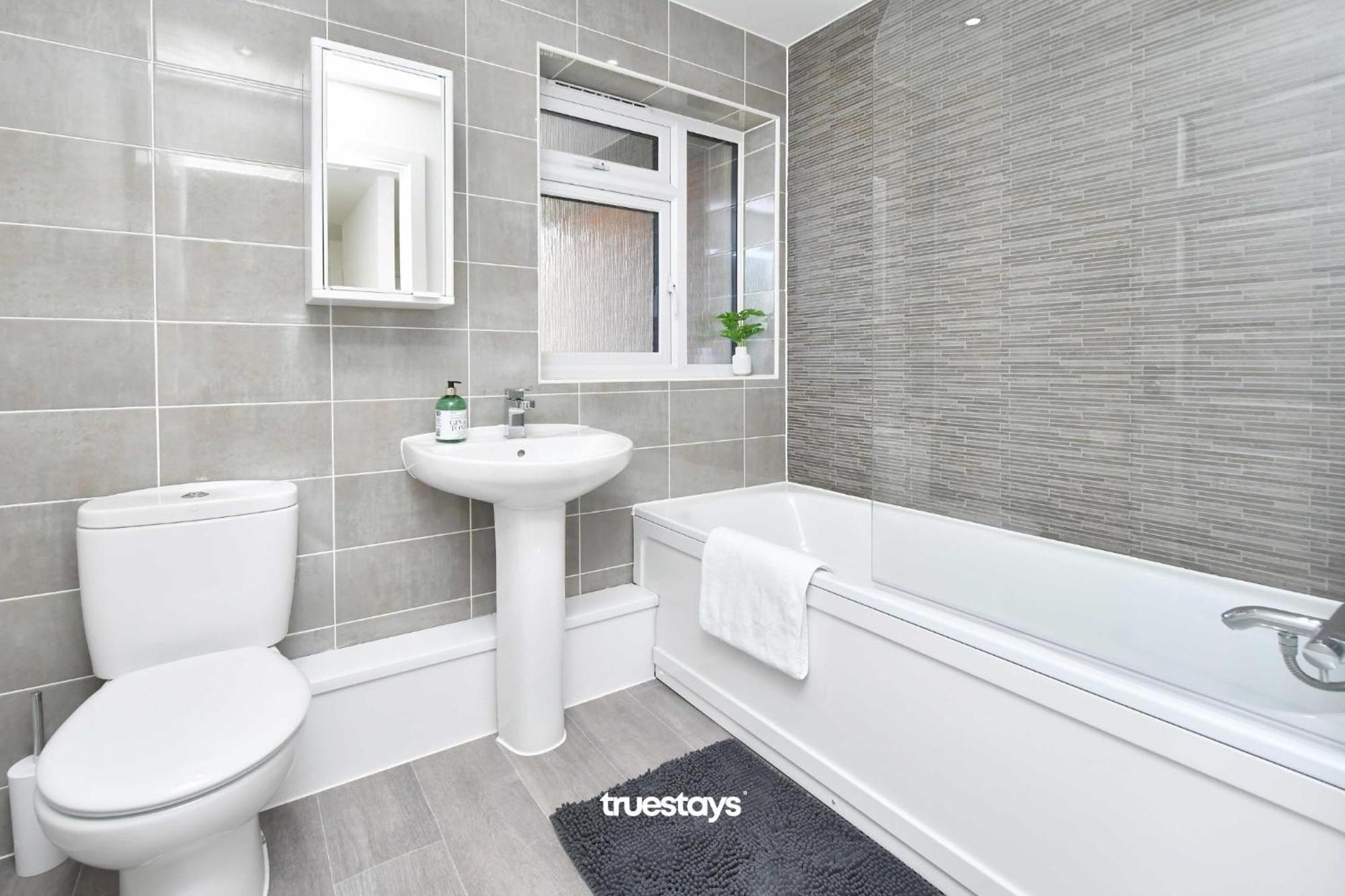 Regal House By True Stays - 3 Bedroom House In Stoke-On-Trent Esterno foto