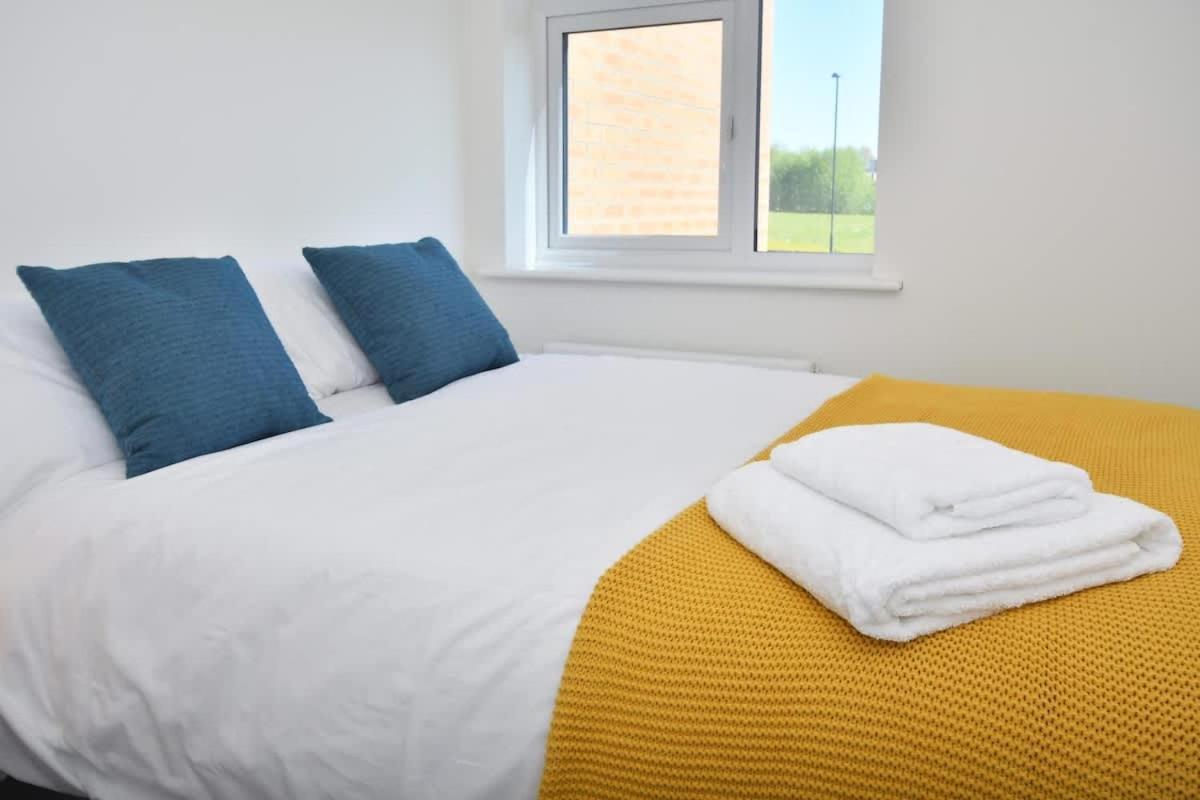 Regal House By True Stays - 3 Bedroom House In Stoke-On-Trent Esterno foto