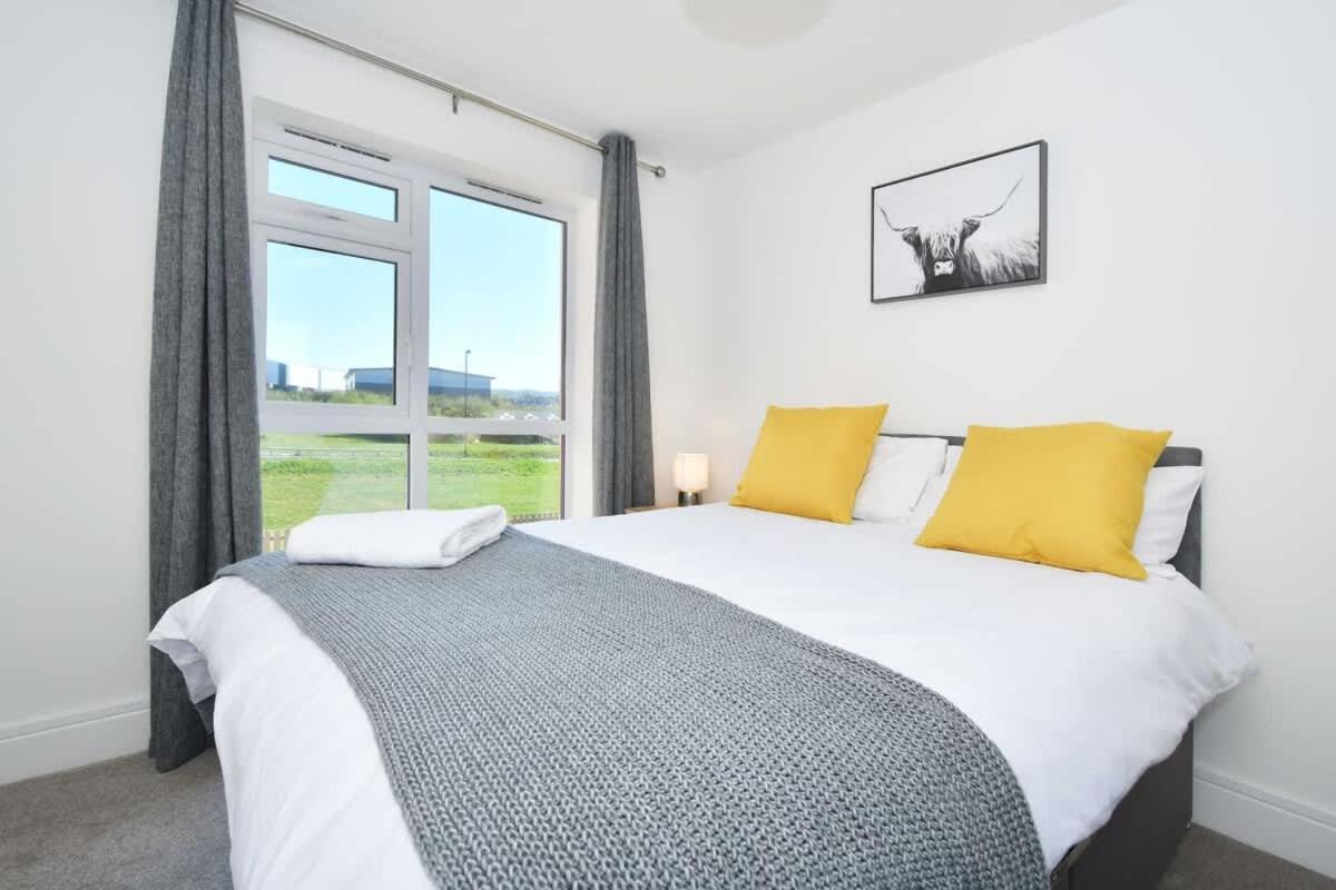 Regal House By True Stays - 3 Bedroom House In Stoke-On-Trent Esterno foto